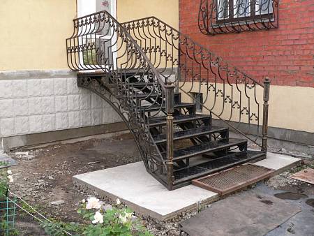 Кованая лестница