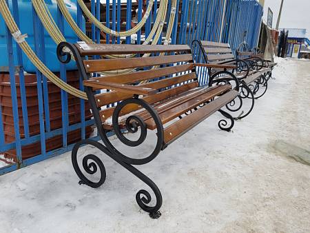 Скамейка Французская лоза с подлокотником Скамейка Французская лоза с подлокотником